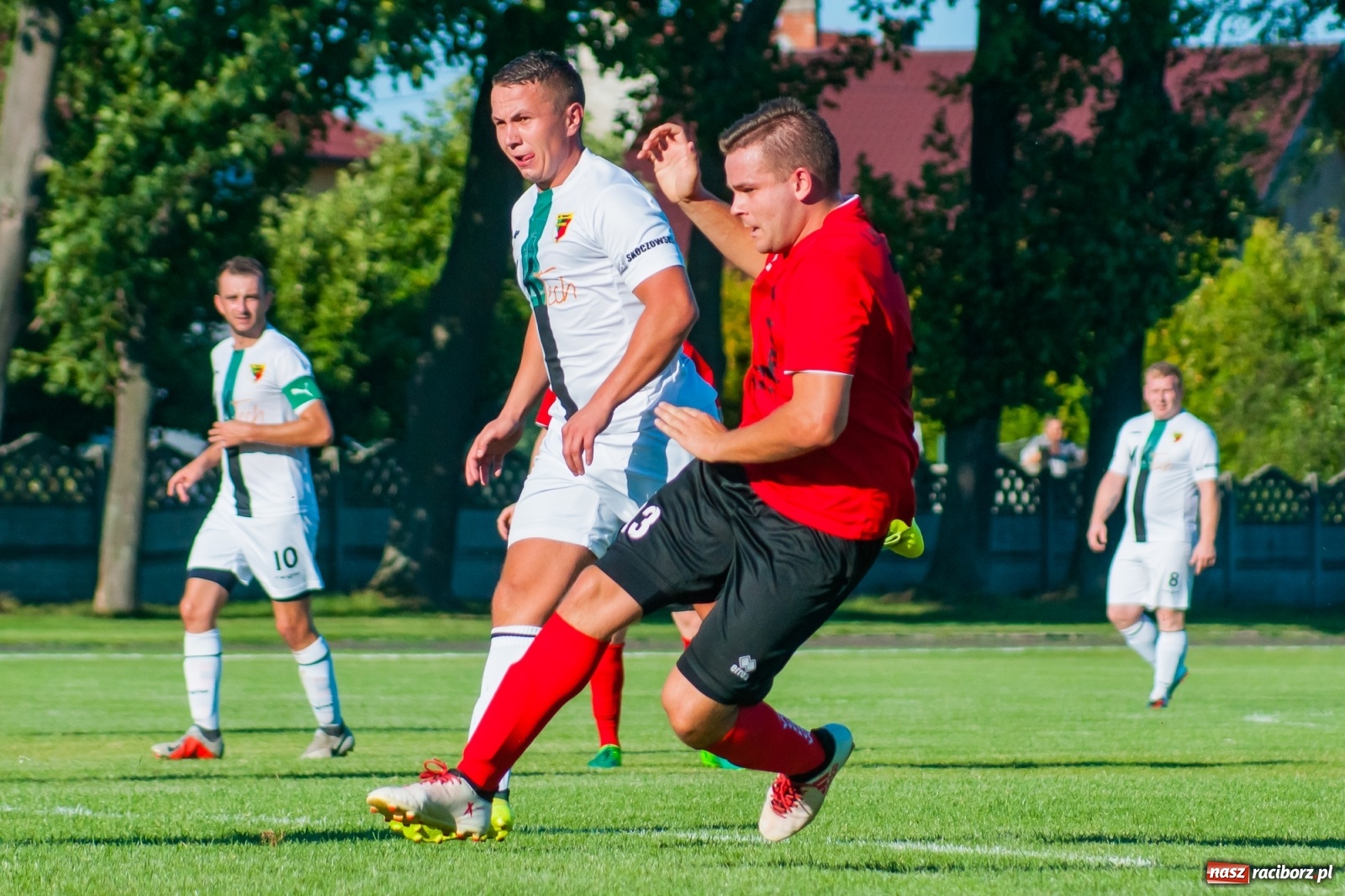 Zdjęcie w galerii na portalu naszraciborz.pl: Dreszczowiec w Tworkowie. Gospodarze z pierwszą wygraną [FOTO i WIDEO] wiadomości z regionu