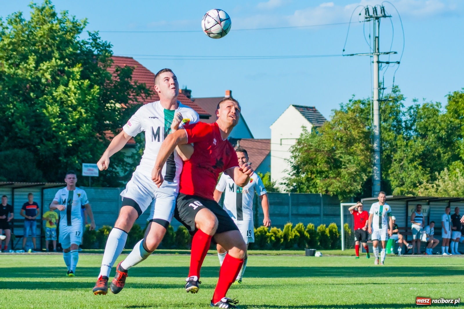 Zdjęcie w galerii na portalu naszraciborz.pl: Dreszczowiec w Tworkowie. Gospodarze z pierwszą wygraną [FOTO i WIDEO] wiadomości z regionu