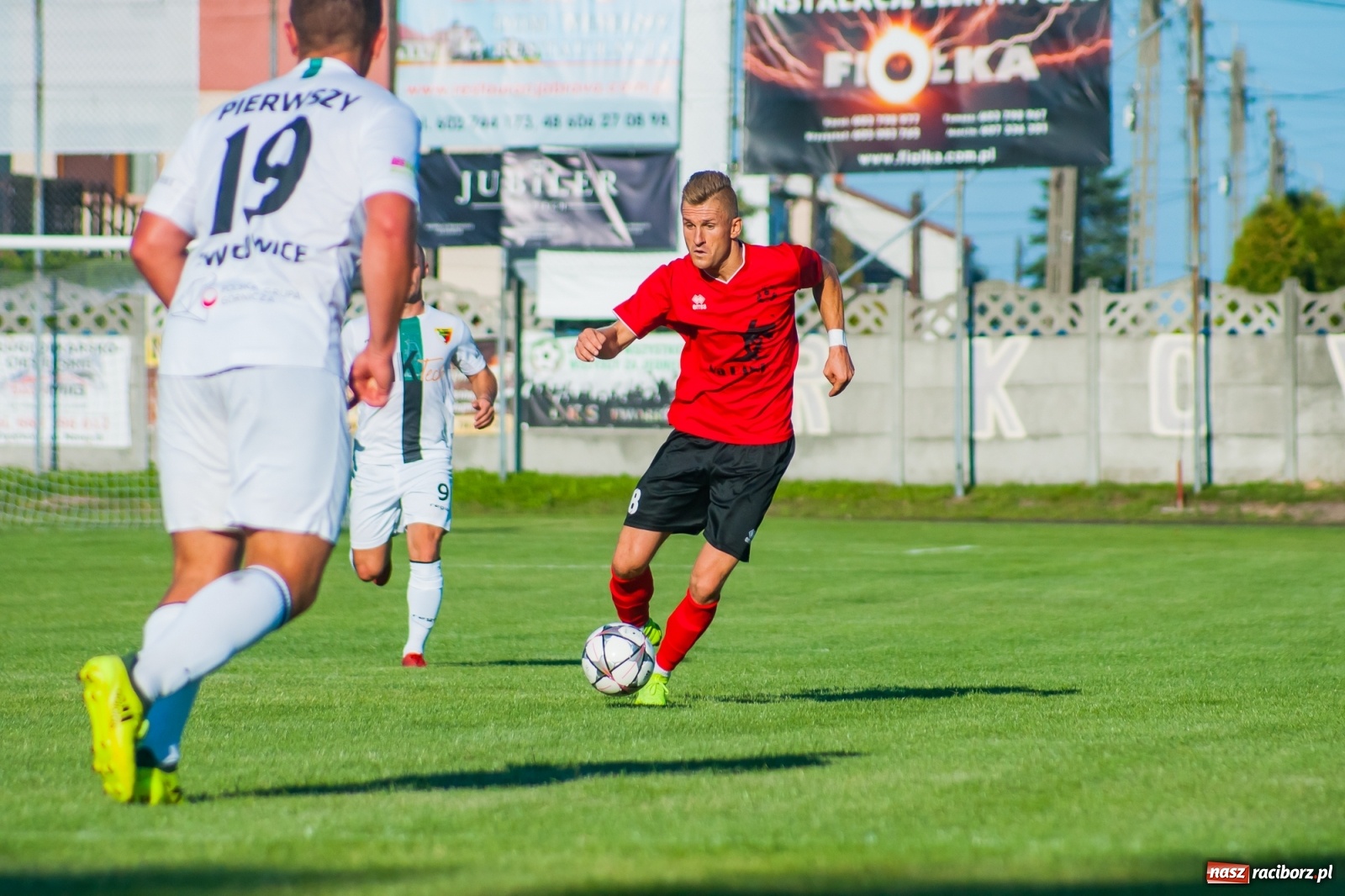 Zdjęcie w galerii na portalu naszraciborz.pl: Dreszczowiec w Tworkowie. Gospodarze z pierwszą wygraną [FOTO i WIDEO] wiadomości z regionu