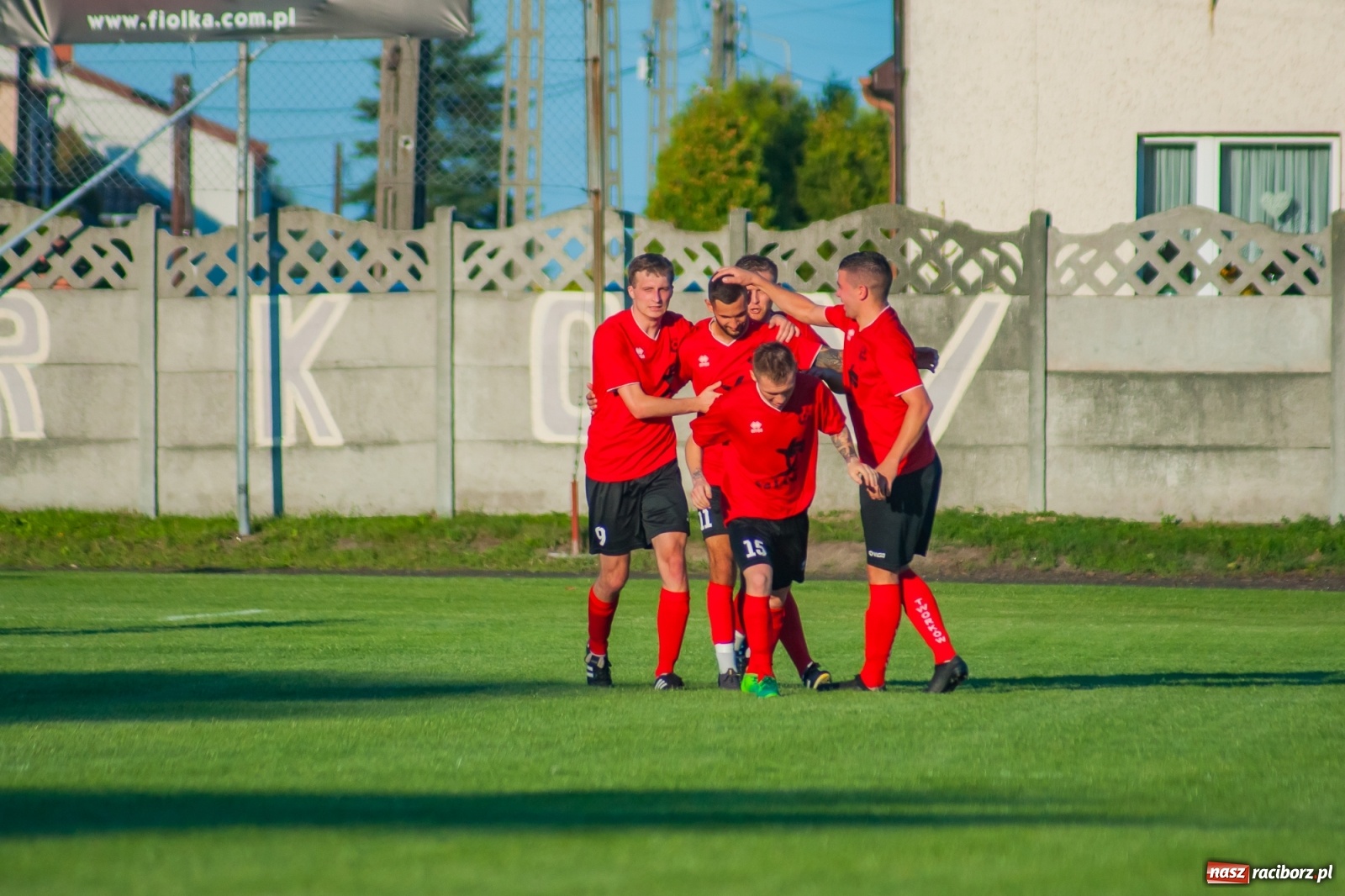 Zdjęcie w galerii na portalu naszraciborz.pl: Dreszczowiec w Tworkowie. Gospodarze z pierwszą wygraną [FOTO i WIDEO] wiadomości z regionu