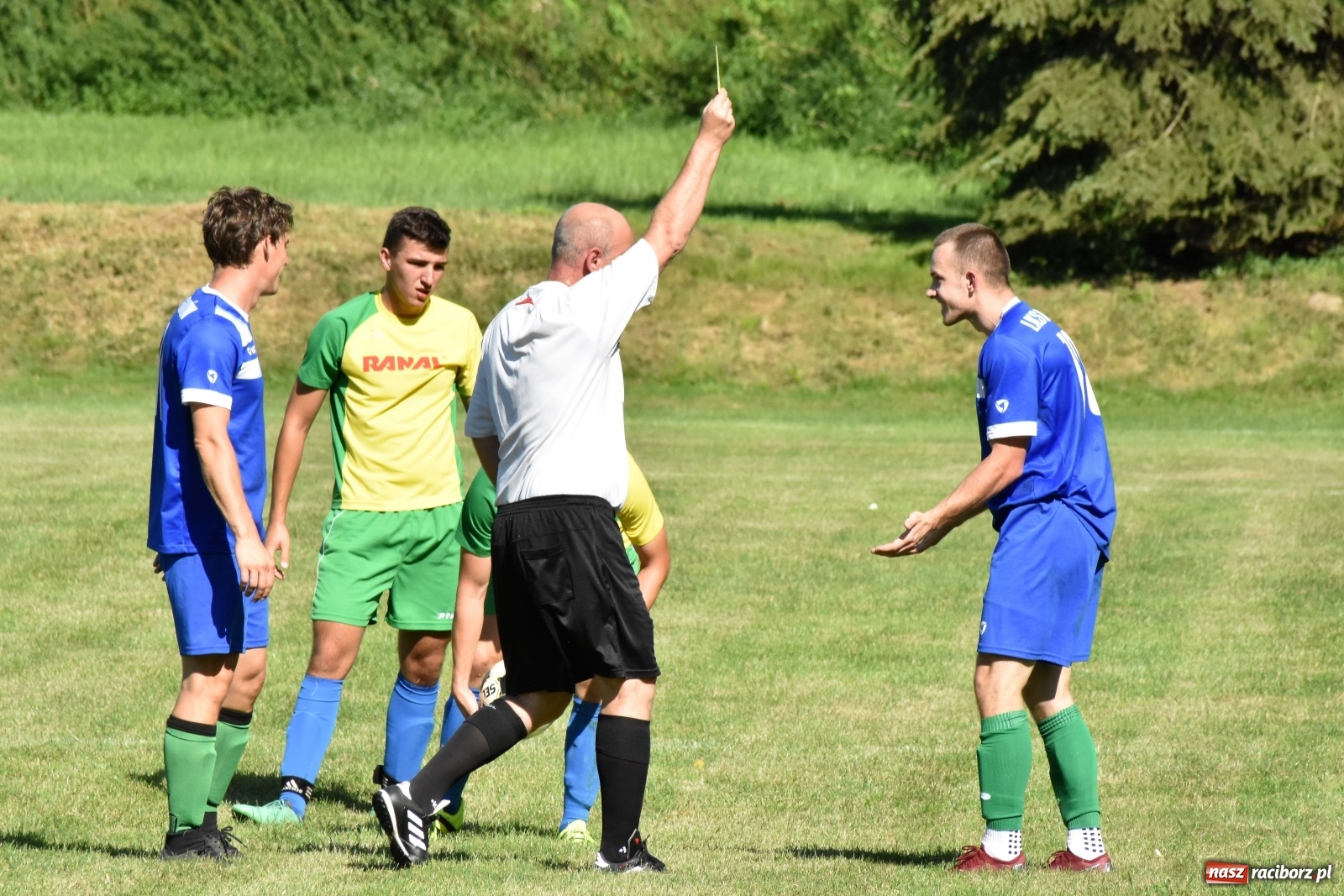 Zdjęcie w galerii na portalu naszraciborz.pl: Mecz walki w Gamowie. Brzezie z kompletem punktów [FOTO] wiadomości z regionu