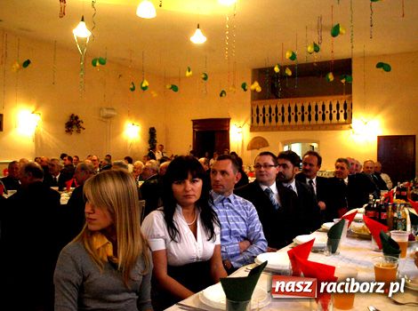 Zdjęcie w galerii na portalu naszraciborz.pl: Konsul wysłał weteranom medale wiadomości z regionu