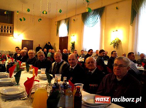 Zdjęcie w galerii na portalu naszraciborz.pl: Konsul wysłał weteranom medale wiadomości z regionu