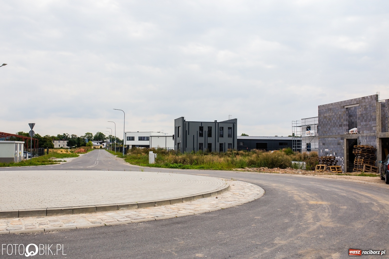 Zdjęcie w galerii na portalu naszraciborz.pl: Strefa biznesu przy Bartka Lasoty krzepnie [FOTO]  wiadomości z regionu
