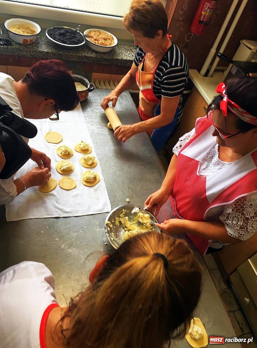 Zdjęcie w galerii na portalu naszraciborz.pl: Boruckie gospodynie w TVP Wrocław wiadomości z regionu