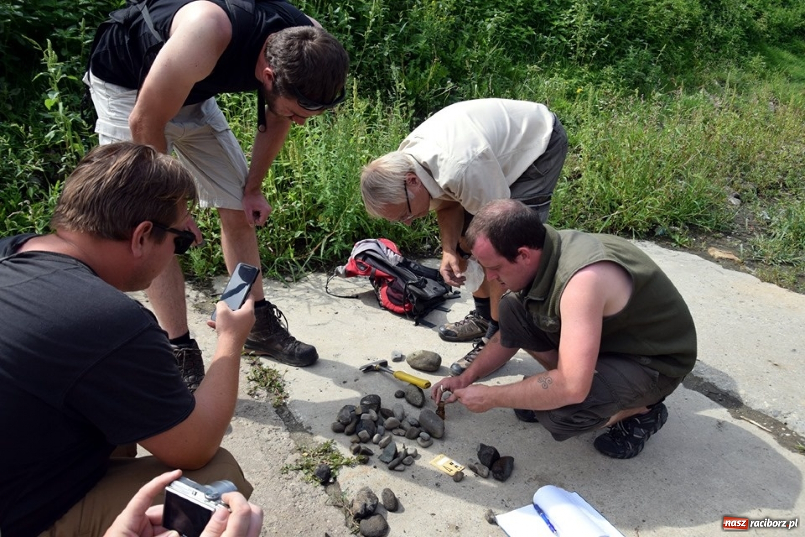 Zdjęcie w galerii na portalu naszraciborz.pl: Czesi przeszukali koryto starej Odry w Raciborzu [FOTO] wiadomości z regionu