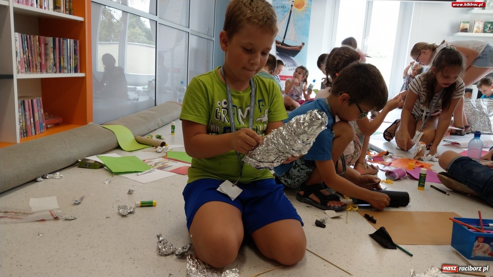 Zdjęcie w galerii na portalu naszraciborz.pl: Młodzi czytelnicy w podróży do świata fantastyki [FOTO] wiadomości z regionu