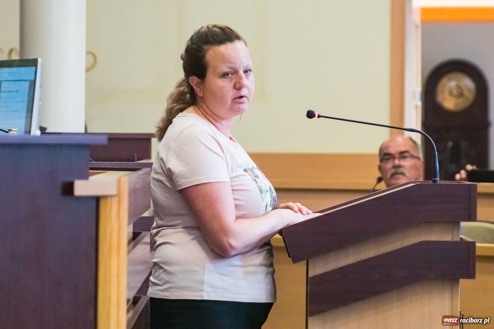 Zdjęcie w galerii na portalu naszraciborz.pl: W SP 15 zaczyna wrzeć. Miasto zabiera dzieci z pływalni PWSZ. Do likwidacji jeden oddział wiadomości z regionu