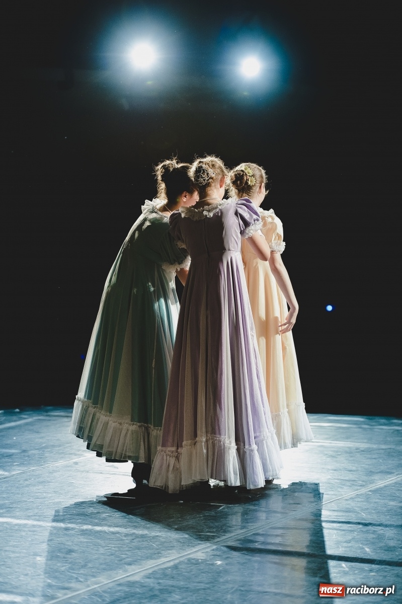 Zdjęcie w galerii na portalu naszraciborz.pl: Jubileuszowe emocje wciąż żywe. 65-lecie ZPiT Strzecha [FOTO] wiadomości z regionu