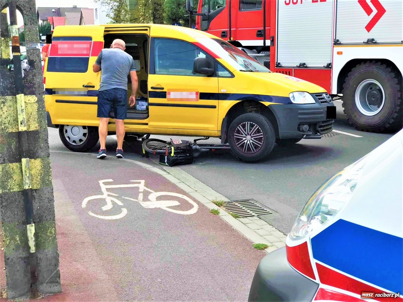 Zdjęcie w galerii na portalu naszraciborz.pl: Potrącenie rowerzysty na Mariańskiej [FOTO] wiadomości z regionu