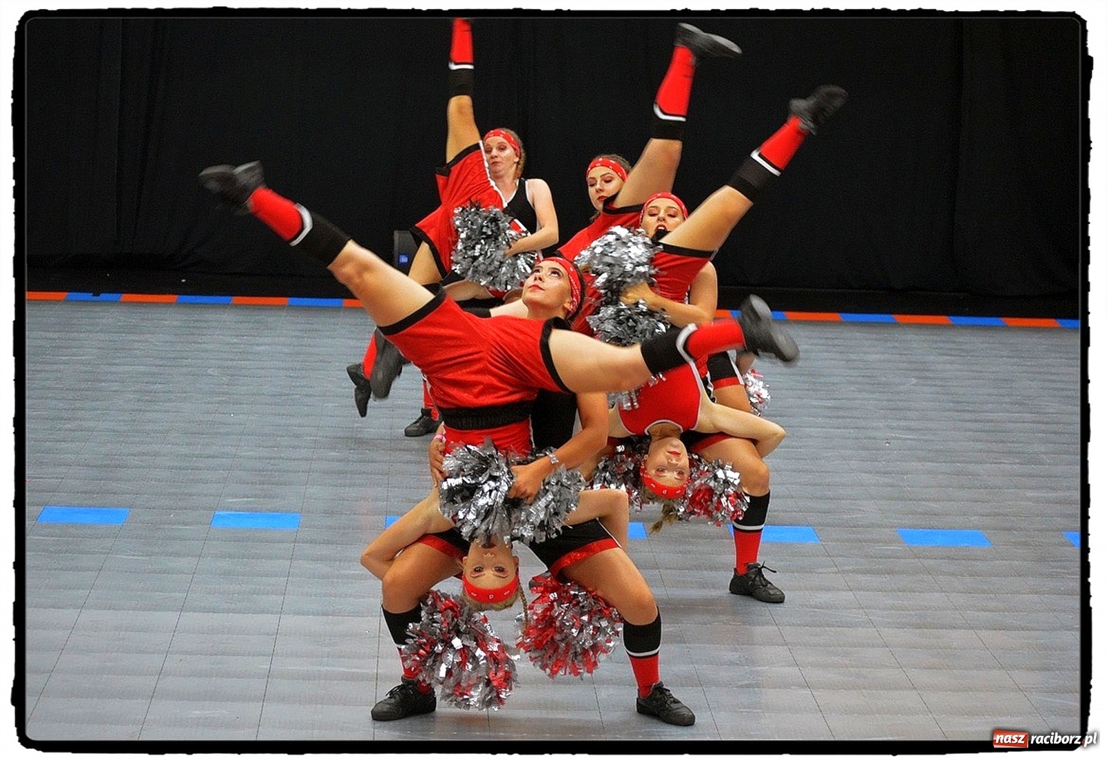Zdjęcie w galerii na portalu naszraciborz.pl: Medalowy start Uśmiechu na VII Mistrzostwach Świata Mażoretek w Pradze  wiadomości z regionu