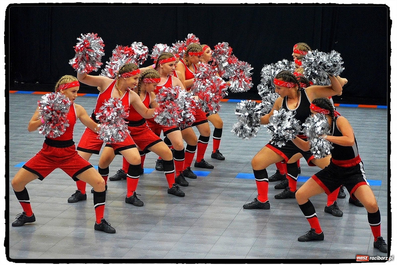 Zdjęcie w galerii na portalu naszraciborz.pl: Medalowy start Uśmiechu na VII Mistrzostwach Świata Mażoretek w Pradze  wiadomości z regionu
