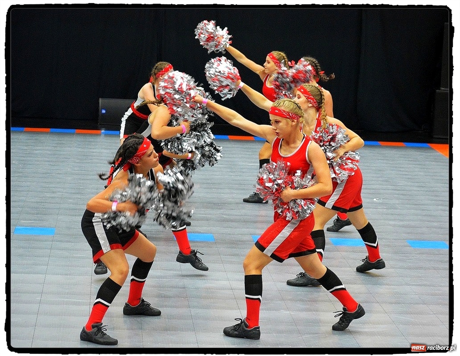Zdjęcie w galerii na portalu naszraciborz.pl: Medalowy start Uśmiechu na VII Mistrzostwach Świata Mażoretek w Pradze  wiadomości z regionu