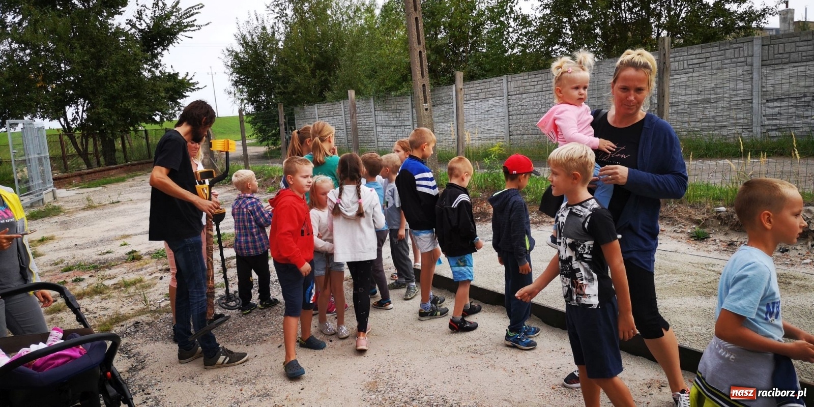 Zdjęcie w galerii na portalu naszraciborz.pl: Wakacyjny czwartek z historią w Krzanowicach [FOTO] wiadomości z regionu