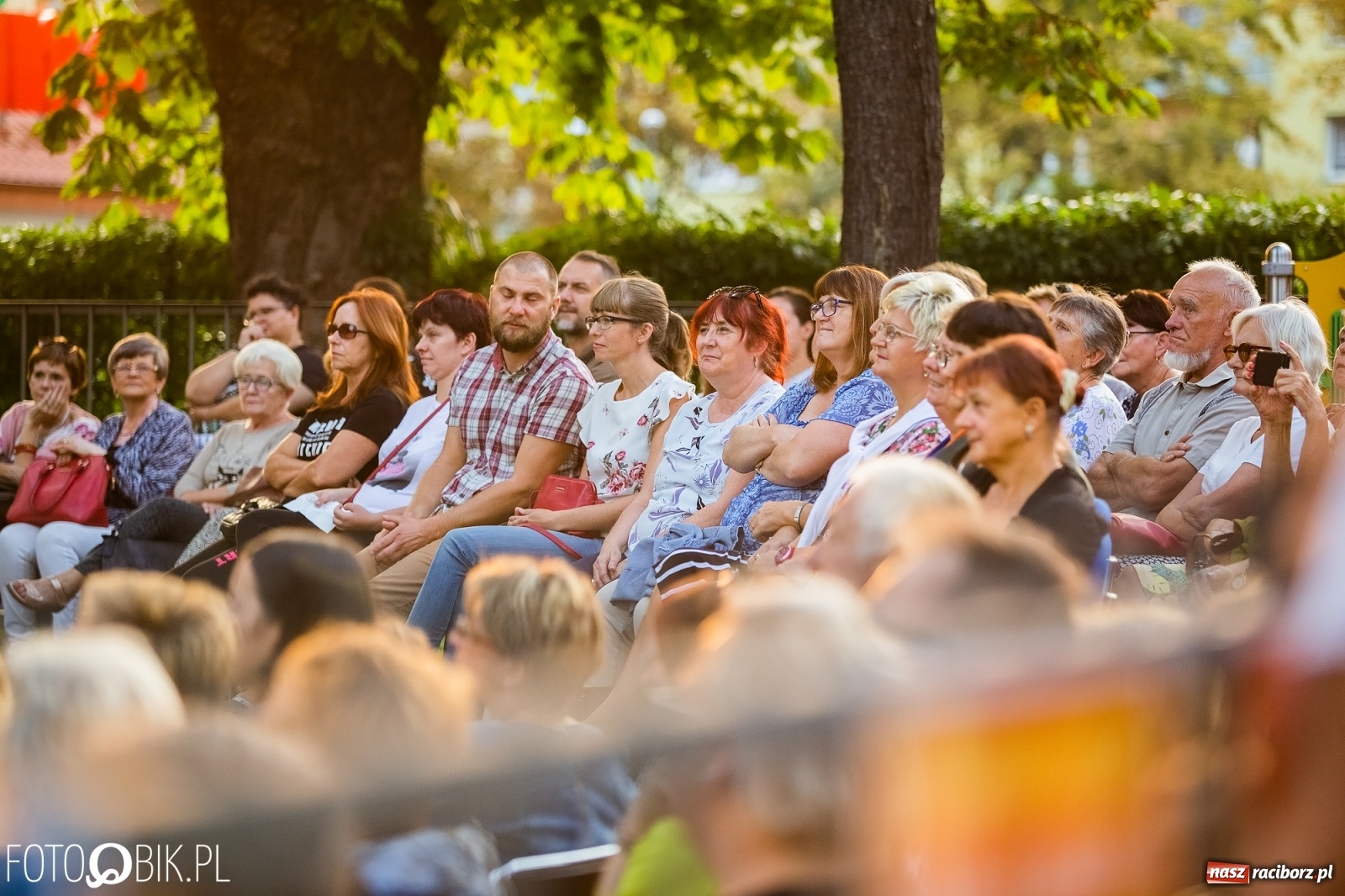 Zdjęcie w galerii na portalu naszraciborz.pl: Teatralny miks skeczy o kobietach [FOTO i WIDEO] wiadomości z regionu