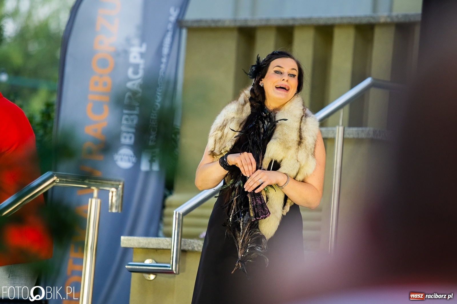 Zdjęcie w galerii na portalu naszraciborz.pl: Teatralny miks skeczy o kobietach [FOTO i WIDEO] wiadomości z regionu