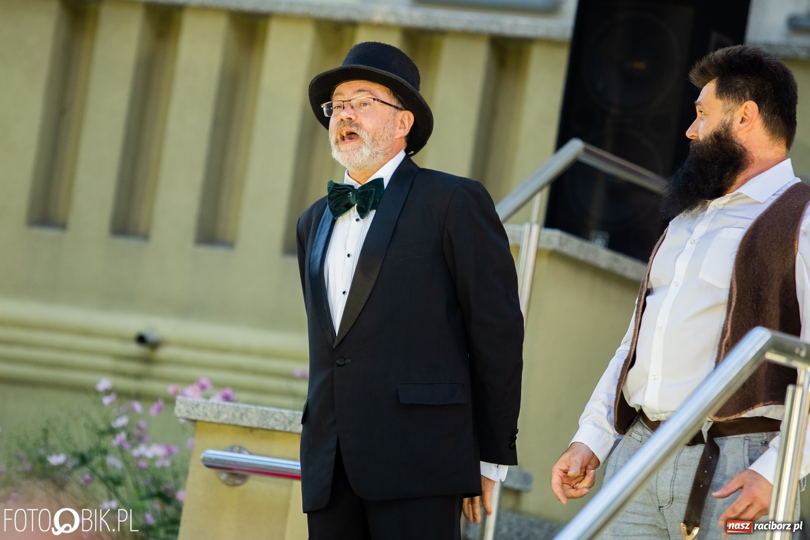 Zdjęcie w galerii na portalu naszraciborz.pl: Teatralny miks skeczy o kobietach [FOTO i WIDEO] wiadomości z regionu