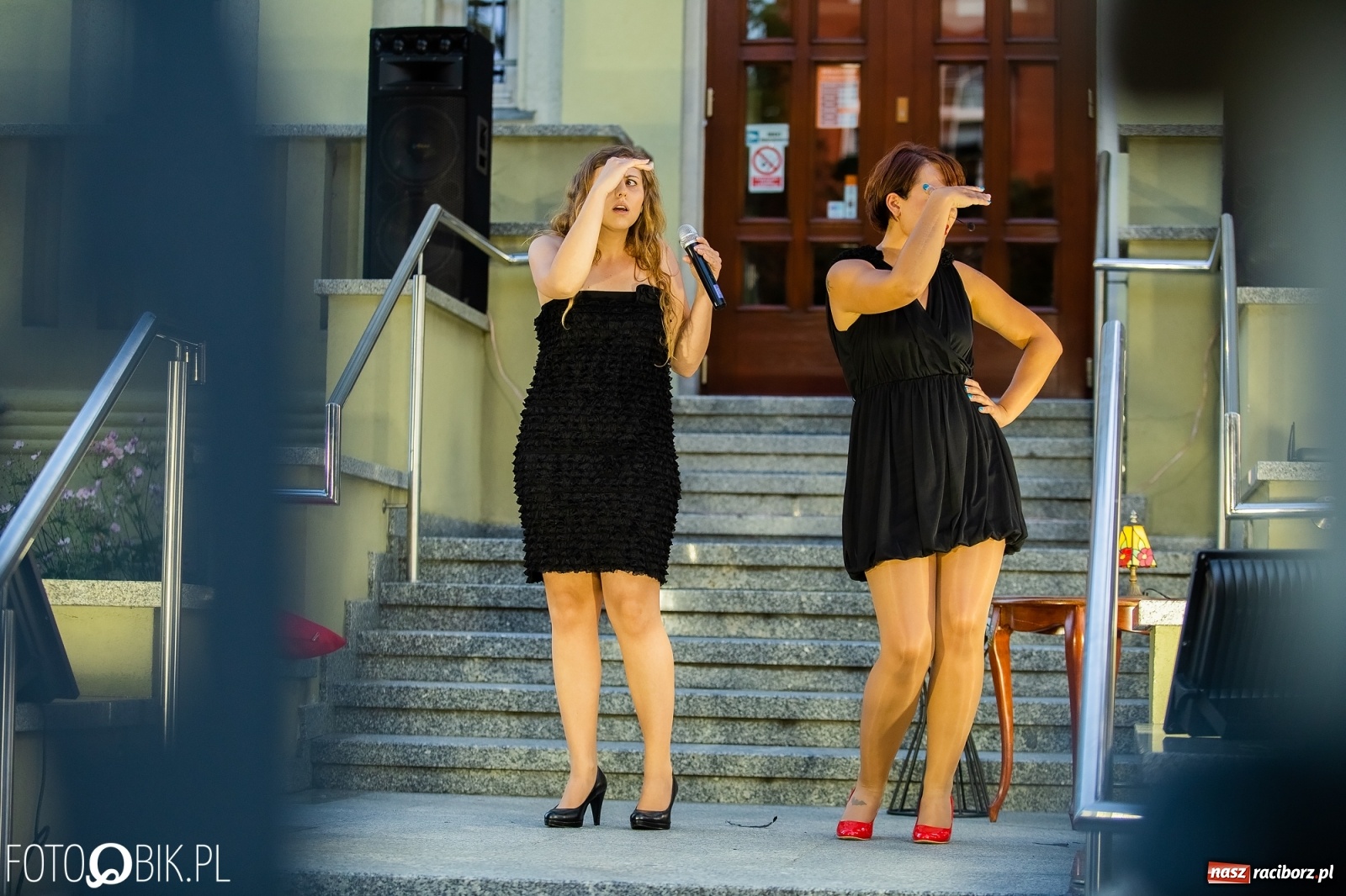 Zdjęcie w galerii na portalu naszraciborz.pl: Teatralny miks skeczy o kobietach [FOTO i WIDEO] wiadomości z regionu