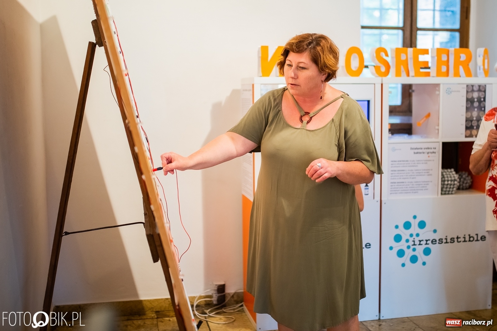 Zdjęcie w galerii na portalu naszraciborz.pl: Z Krakowa do Raciborza. Nanoświat w starym kościele dominikanek wiadomości z regionu