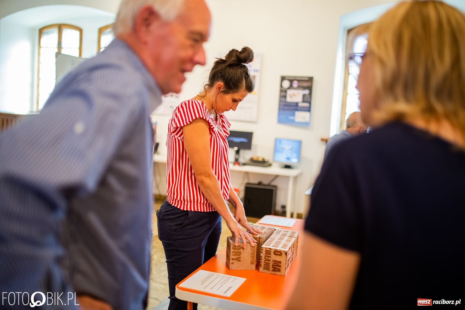 Zdjęcie w galerii na portalu naszraciborz.pl: Z Krakowa do Raciborza. Nanoświat w starym kościele dominikanek wiadomości z regionu