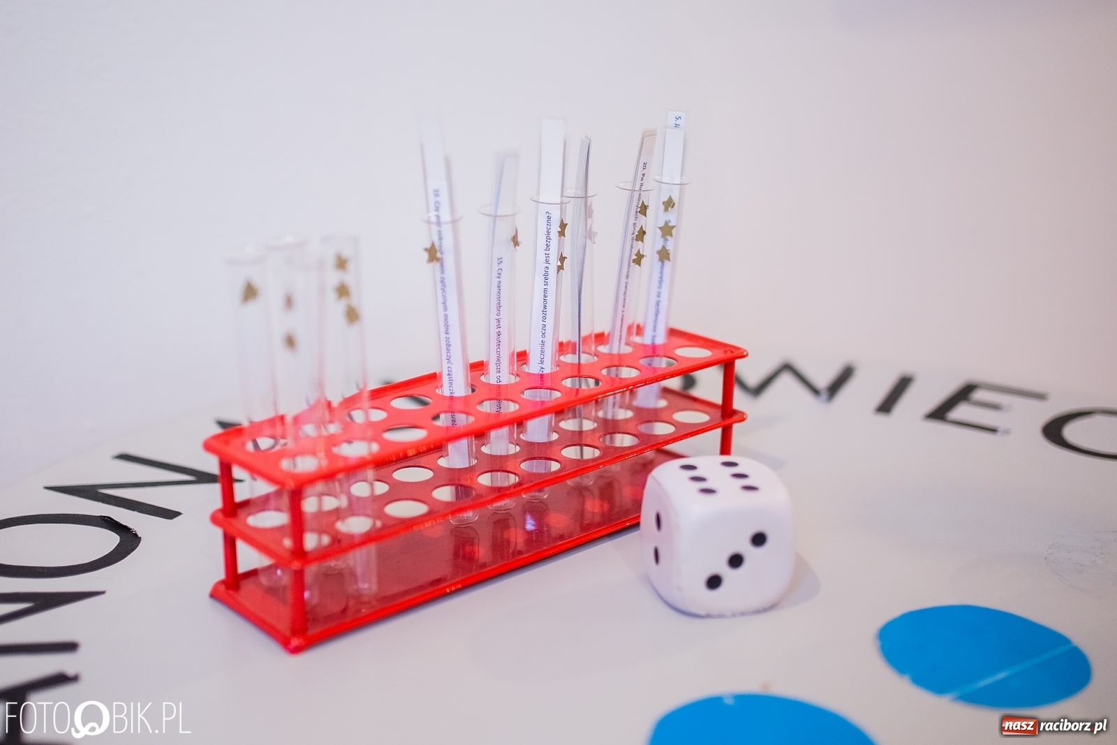 Zdjęcie w galerii na portalu naszraciborz.pl: Z Krakowa do Raciborza. Nanoświat w starym kościele dominikanek wiadomości z regionu