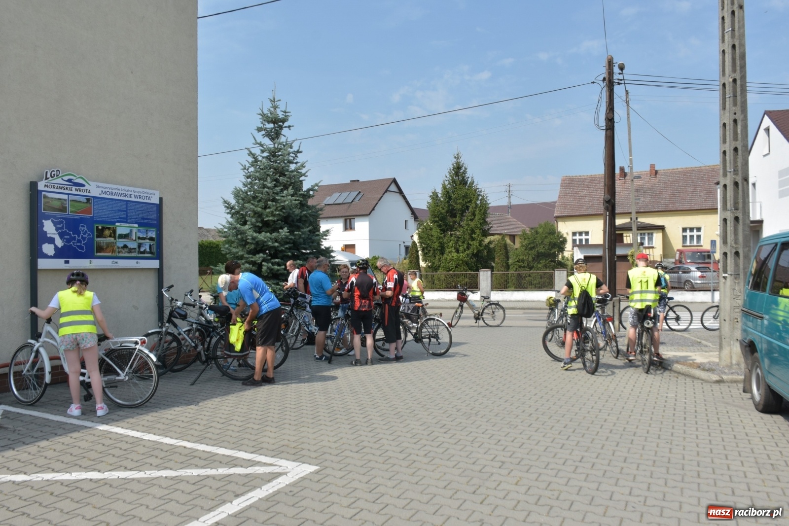 Zdjęcie w galerii na portalu naszraciborz.pl: Rajd rowerowy zakończył wakacje w gminie Krzyżanowice [FOTO] wiadomości z regionu