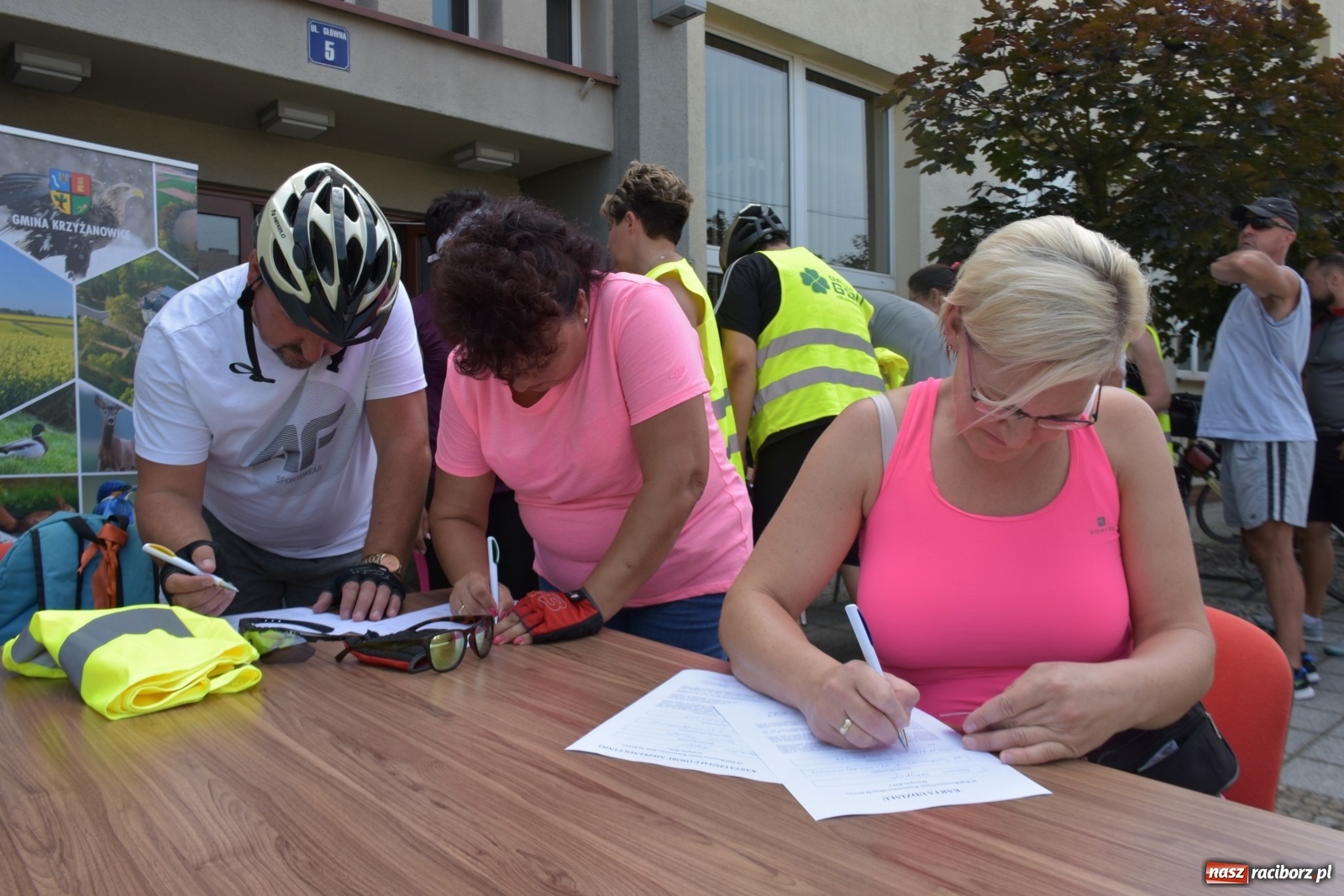 Zdjęcie w galerii na portalu naszraciborz.pl: Rajd rowerowy zakończył wakacje w gminie Krzyżanowice [FOTO] wiadomości z regionu