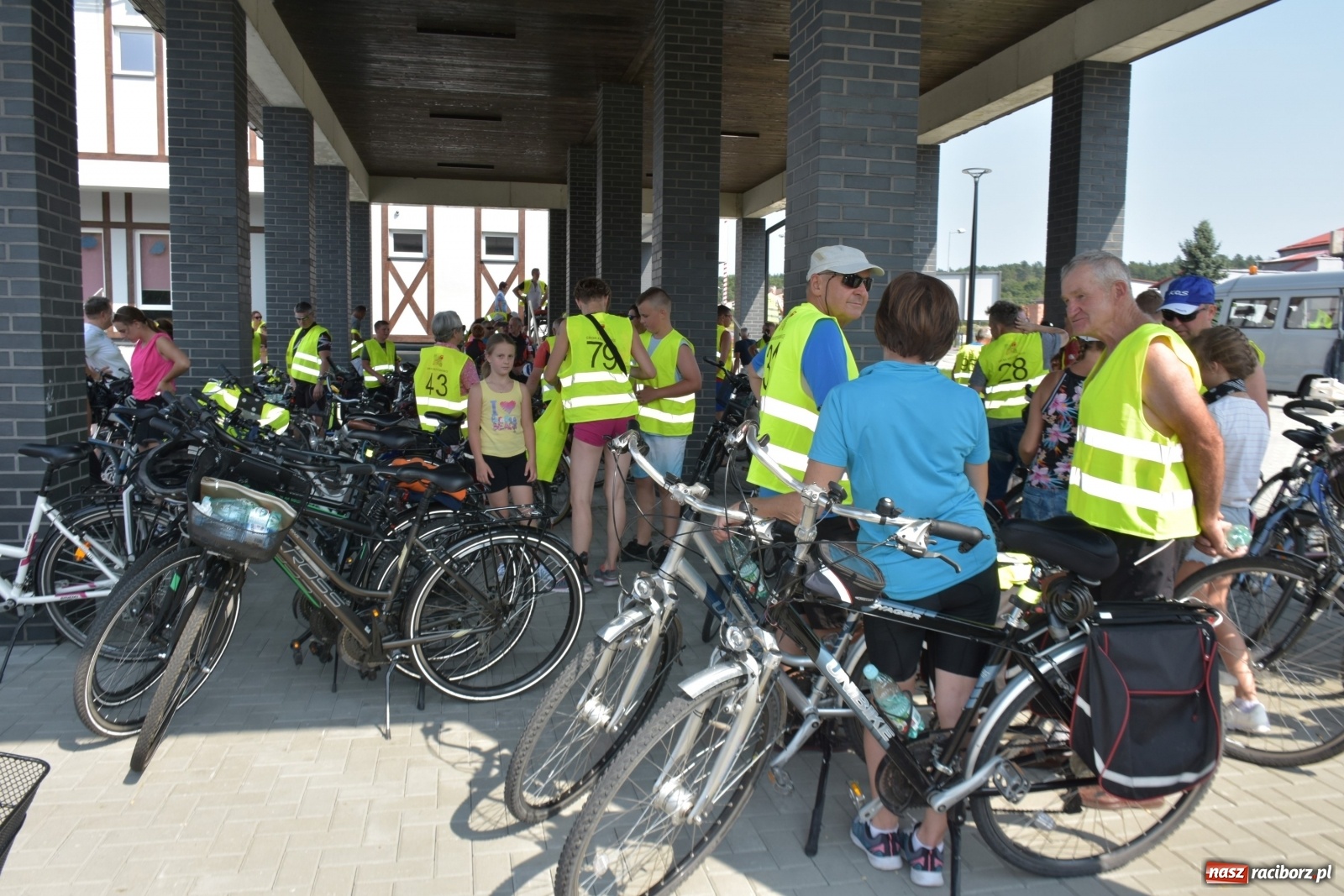 Zdjęcie w galerii na portalu naszraciborz.pl: Rajd rowerowy zakończył wakacje w gminie Krzyżanowice [FOTO] wiadomości z regionu