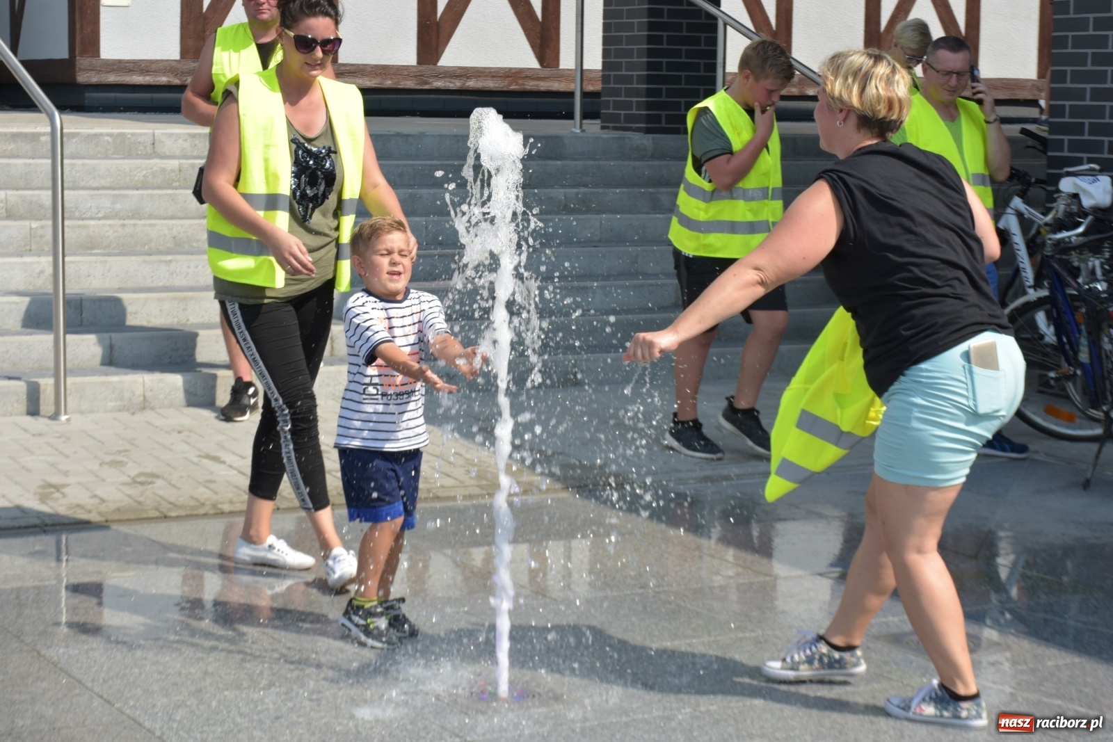 Zdjęcie w galerii na portalu naszraciborz.pl: Rajd rowerowy zakończył wakacje w gminie Krzyżanowice [FOTO] wiadomości z regionu