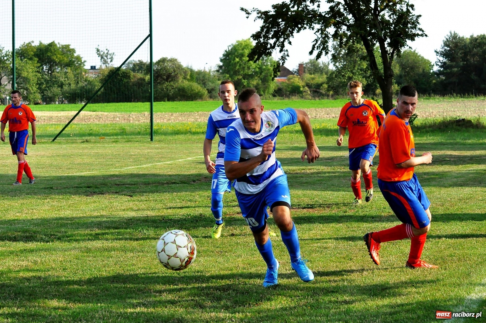 Zdjęcie w galerii na portalu naszraciborz.pl: Zawada Książęca o krok od remisu w Grzegorzowicach [FOTO i WIDEO] wiadomości z regionu