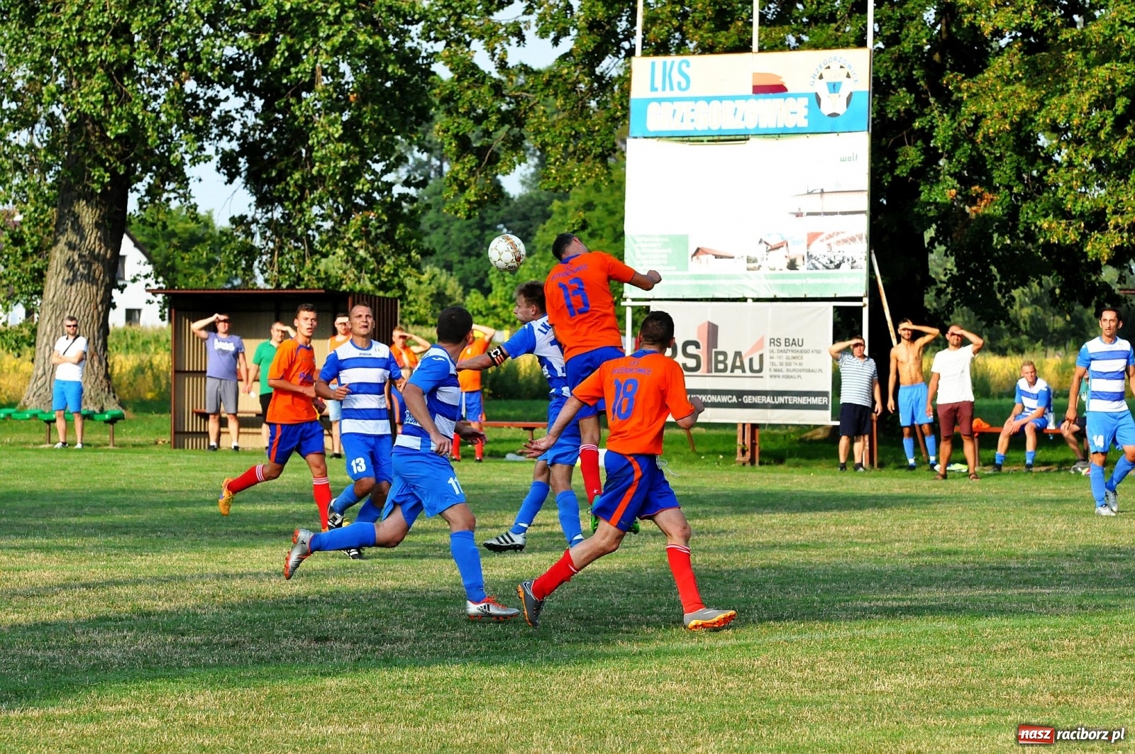 Zdjęcie w galerii na portalu naszraciborz.pl: Zawada Książęca o krok od remisu w Grzegorzowicach [FOTO i WIDEO] wiadomości z regionu