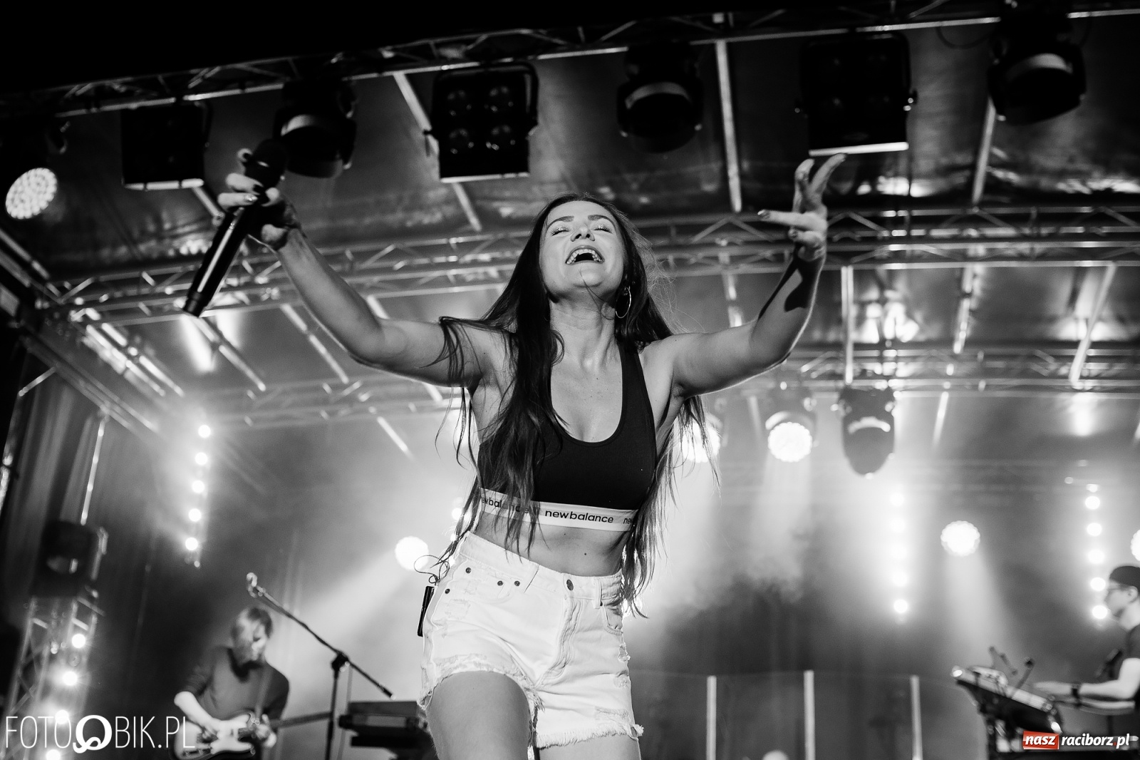 Zdjęcie w galerii na portalu naszraciborz.pl: Lanberry gwiazdą wieczoru Dni Kuźni Raciborskiej [FOTO i WIDEO] wiadomości z regionu