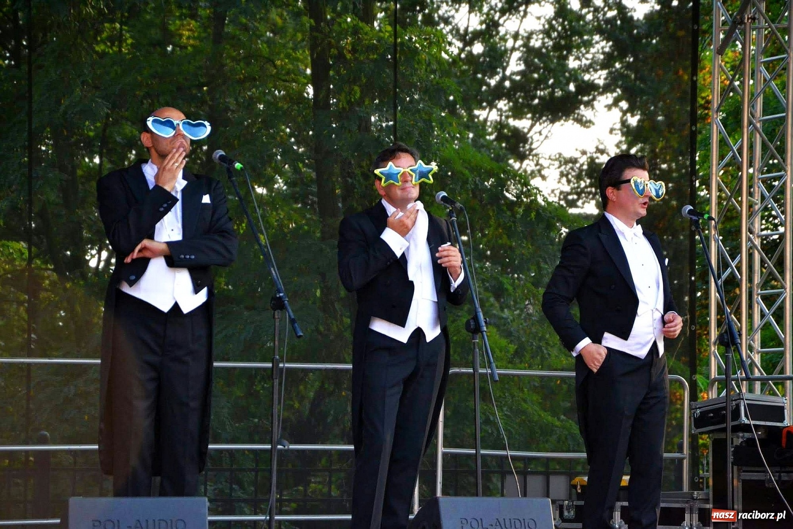 Zdjęcie w galerii na portalu naszraciborz.pl: Trzej Tenorzy czarowali muzyką na zamku [FOTO i WIDEO] wiadomości z regionu