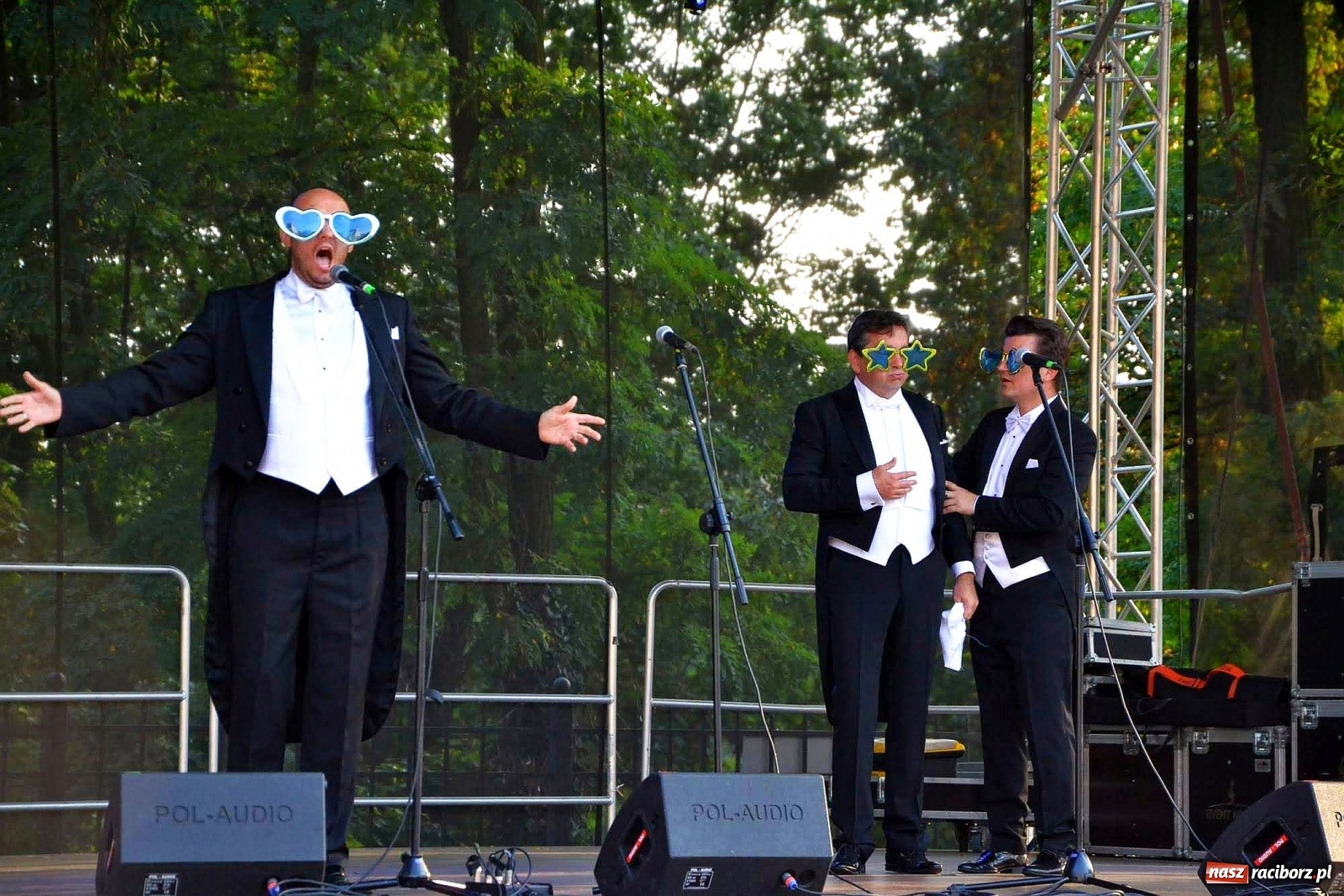 Zdjęcie w galerii na portalu naszraciborz.pl: Trzej Tenorzy czarowali muzyką na zamku [FOTO i WIDEO] wiadomości z regionu