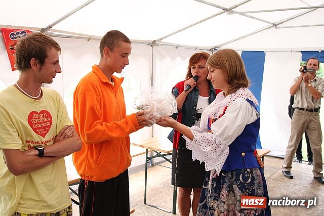 Zdjęcie w galerii na portalu naszraciborz.pl: Raciborzanie dobiegli na Hel wiadomości z regionu