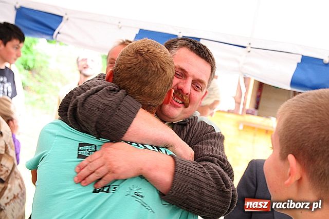 Zdjęcie w galerii na portalu naszraciborz.pl: Raciborzanie dobiegli na Hel wiadomości z regionu