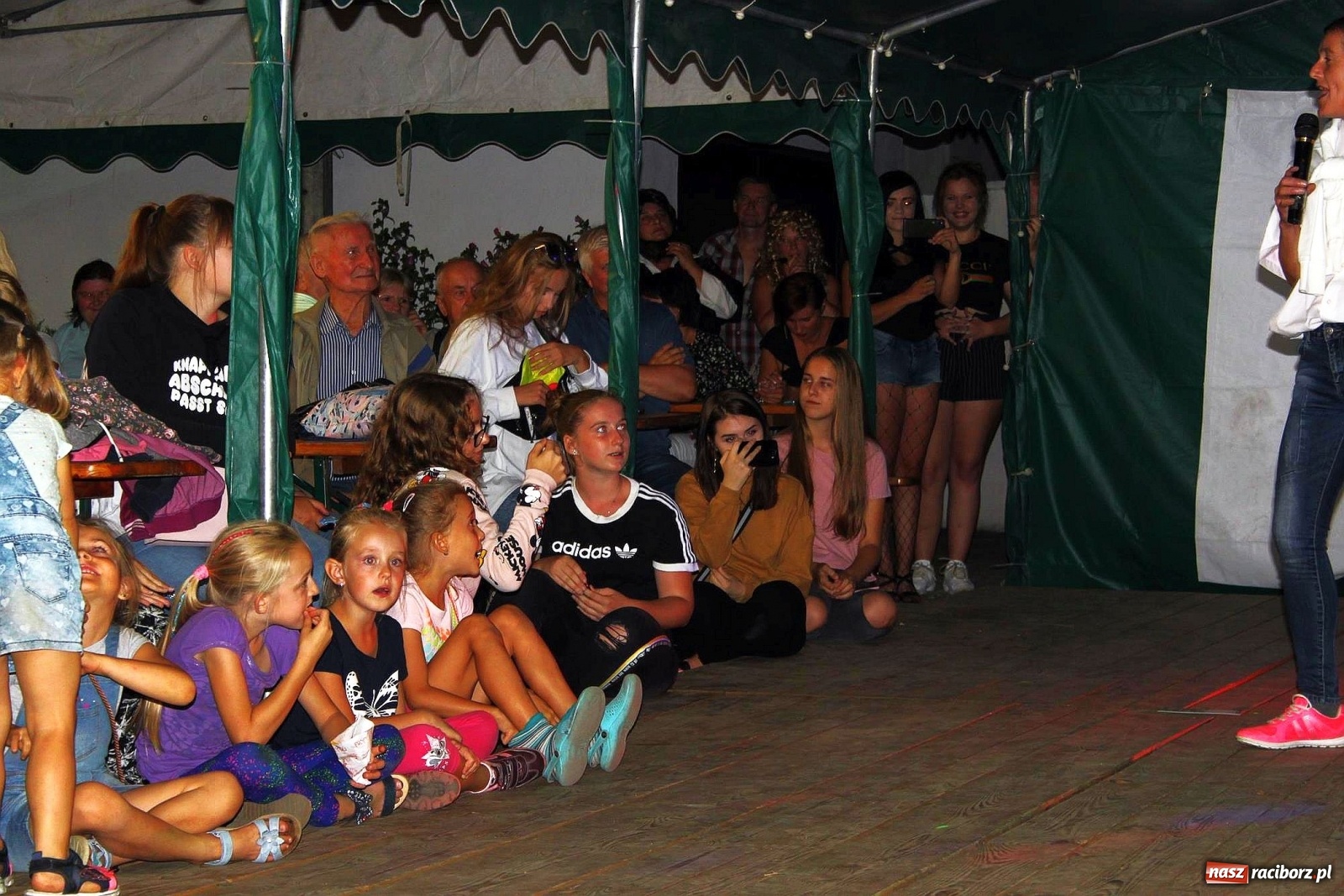 Zdjęcie w galerii na portalu naszraciborz.pl: Jo ta gęba skądś znom. Dożynki w Wojnowcach  wiadomości z regionu