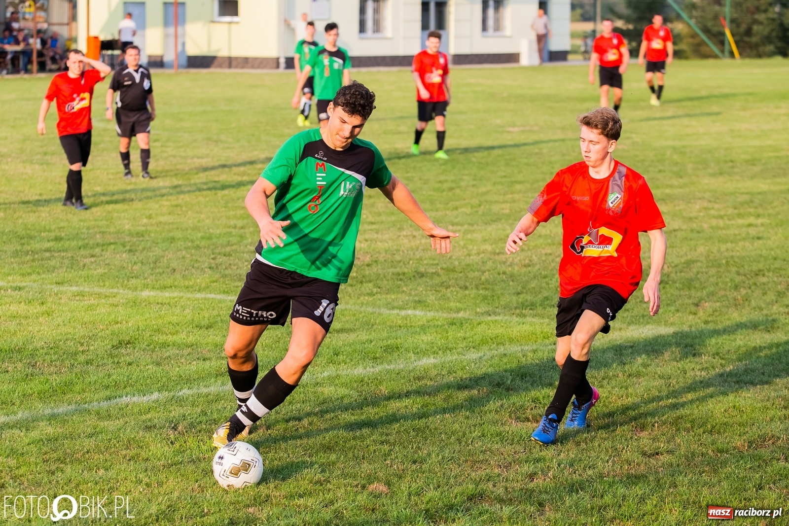 Zdjęcie w galerii na portalu naszraciborz.pl: C klasa. Udana inauguracja bolesławskiego Ruchu [FOTO] wiadomości z regionu