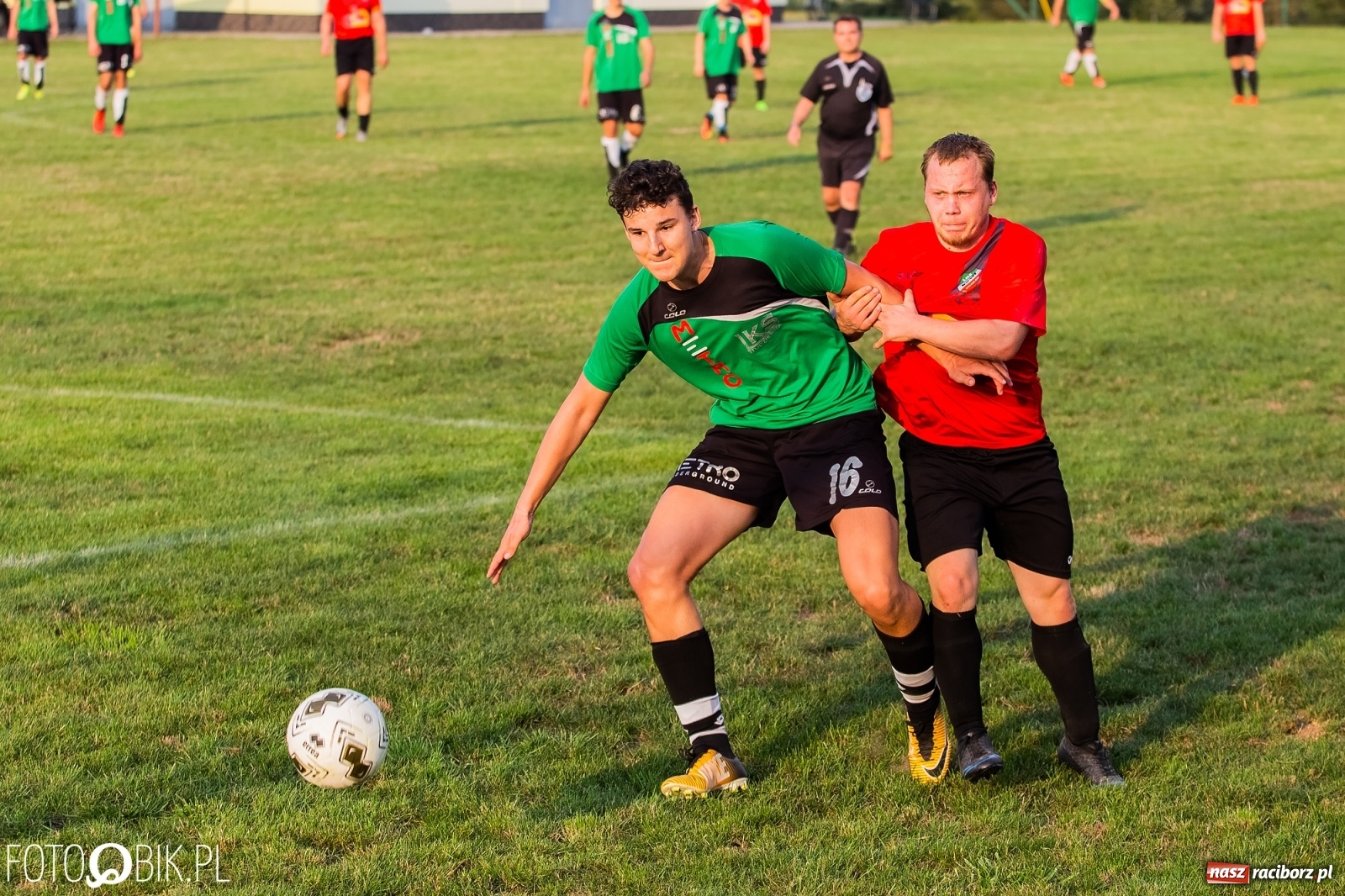 Zdjęcie w galerii na portalu naszraciborz.pl: C klasa. Udana inauguracja bolesławskiego Ruchu [FOTO] wiadomości z regionu