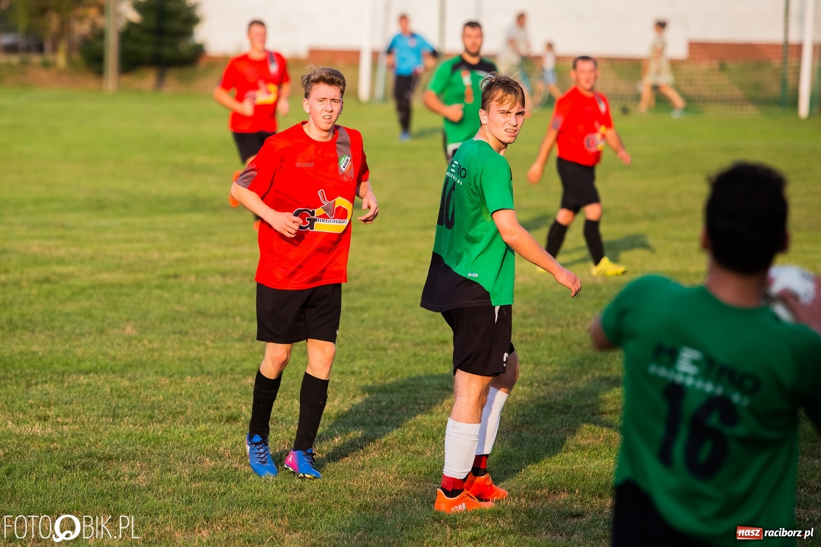 Zdjęcie w galerii na portalu naszraciborz.pl: C klasa. Udana inauguracja bolesławskiego Ruchu [FOTO] wiadomości z regionu