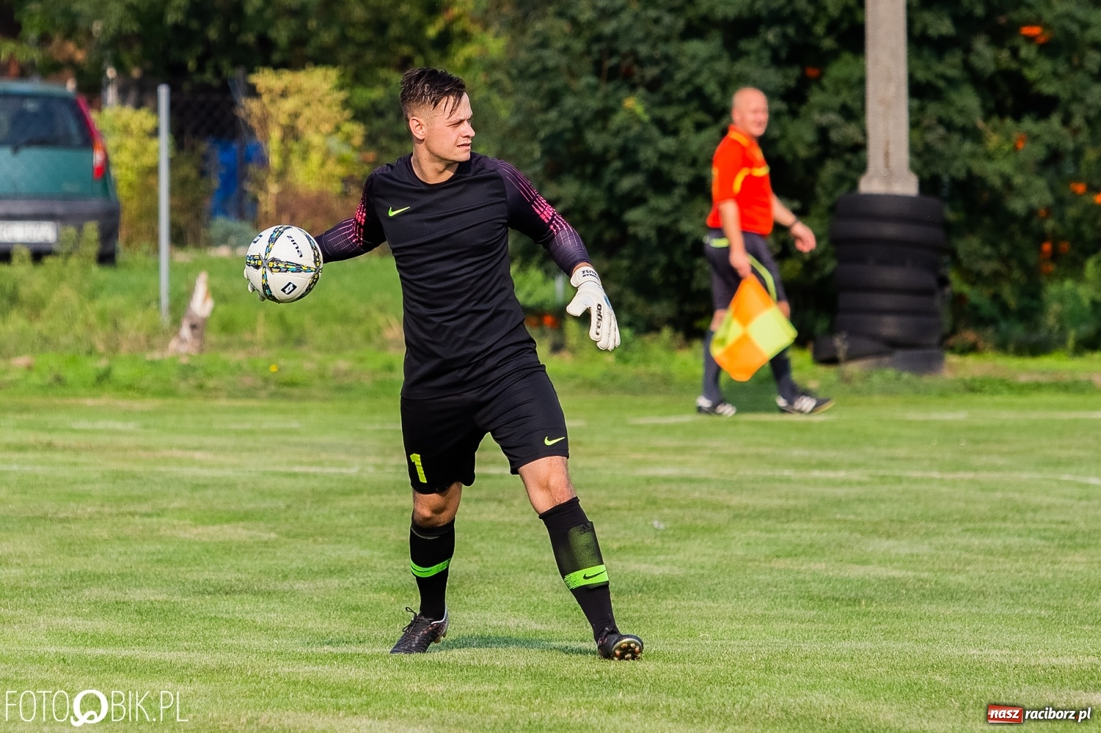 Zdjęcie w galerii na portalu naszraciborz.pl: Zawsze opłaca się grać do końca. Krzyżanowice zdobyły świerklańską Fortecę [FOTO] wiadomości z regionu