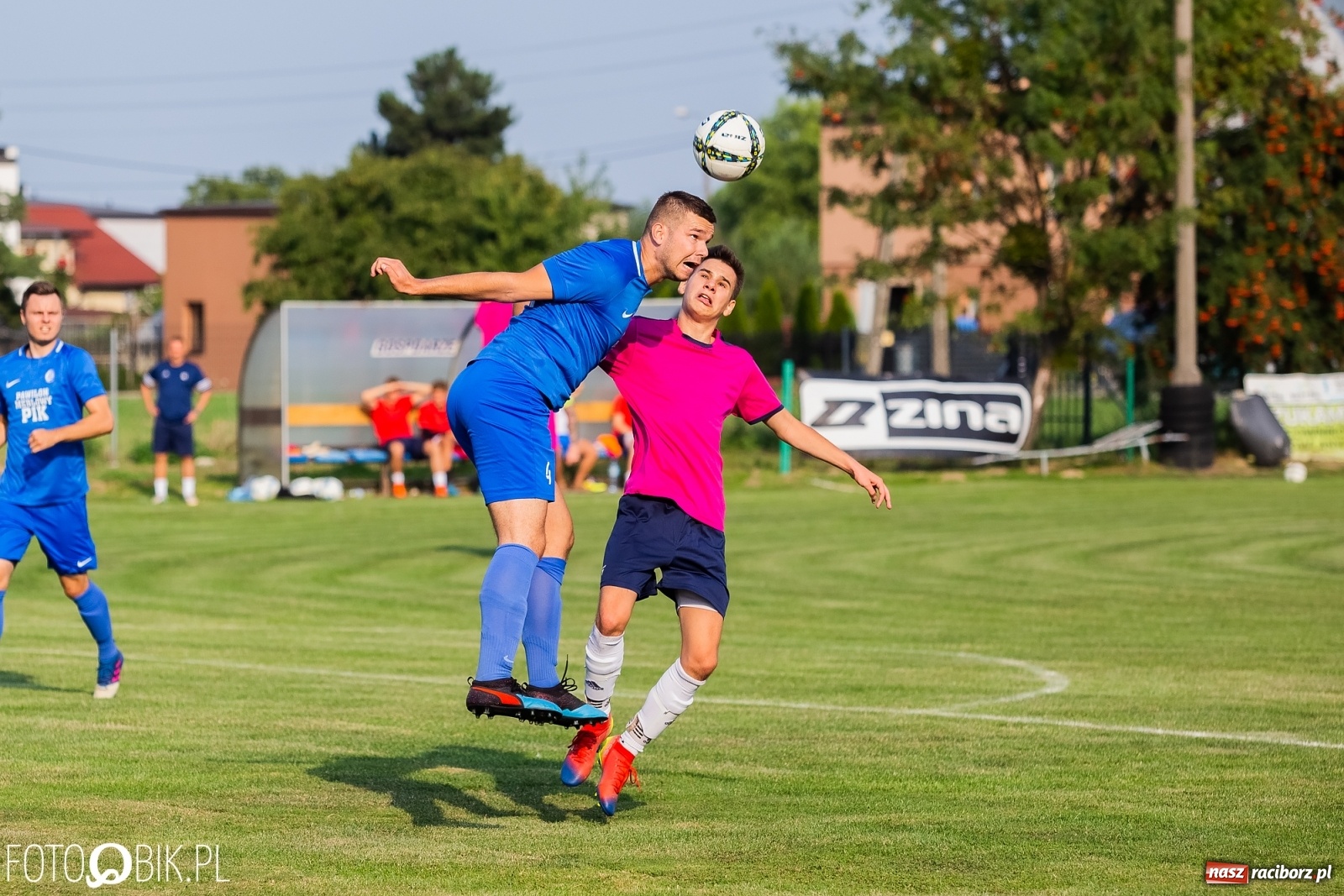 Zdjęcie w galerii na portalu naszraciborz.pl: Zawsze opłaca się grać do końca. Krzyżanowice zdobyły świerklańską Fortecę [FOTO] wiadomości z regionu