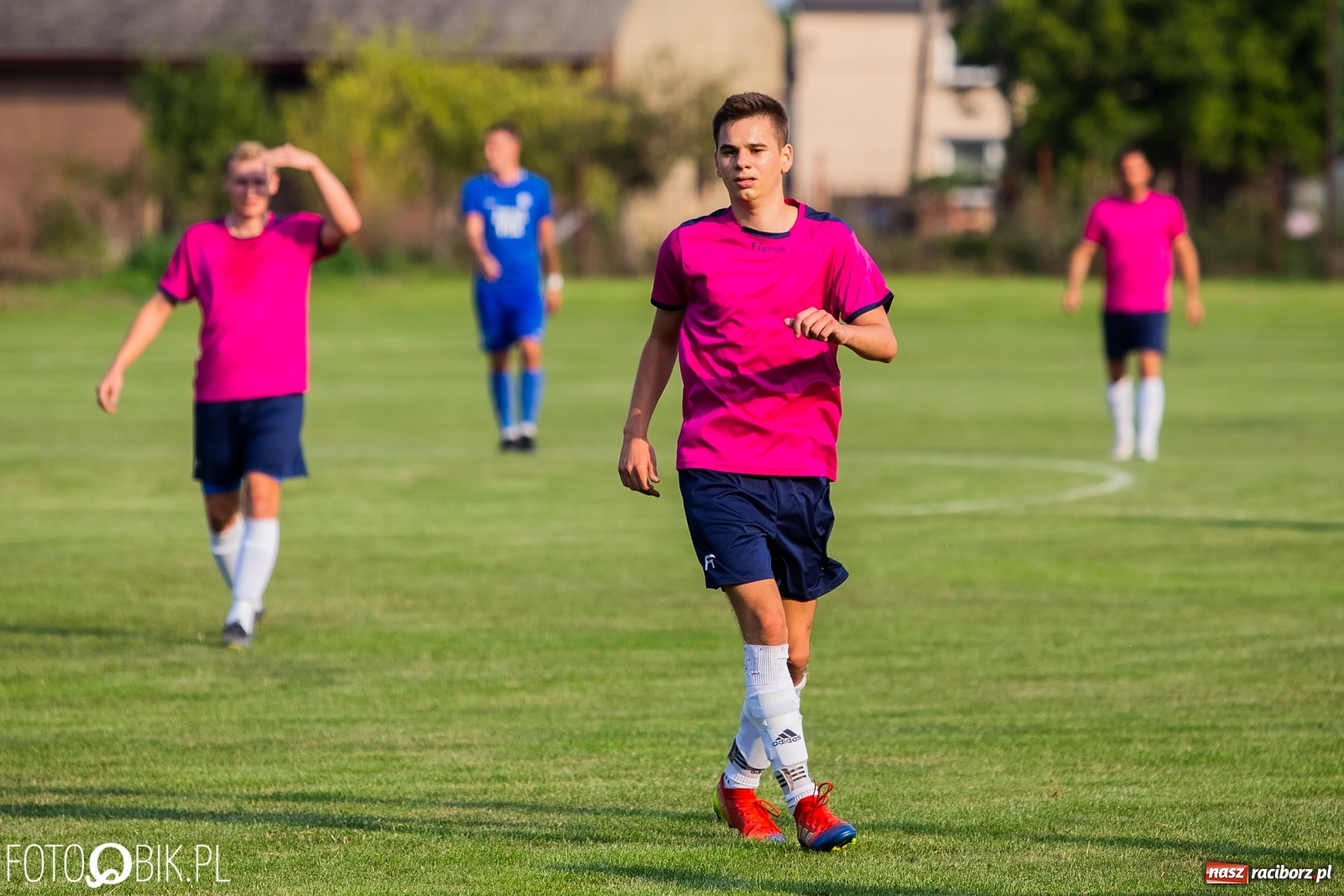 Zdjęcie w galerii na portalu naszraciborz.pl: Zawsze opłaca się grać do końca. Krzyżanowice zdobyły świerklańską Fortecę [FOTO] wiadomości z regionu