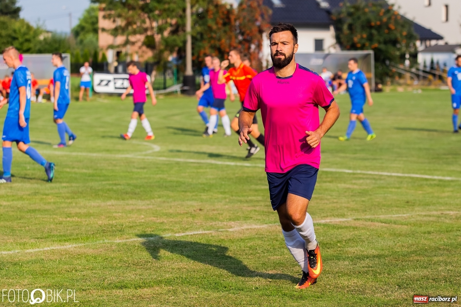 Zdjęcie w galerii na portalu naszraciborz.pl: Zawsze opłaca się grać do końca. Krzyżanowice zdobyły świerklańską Fortecę [FOTO] wiadomości z regionu