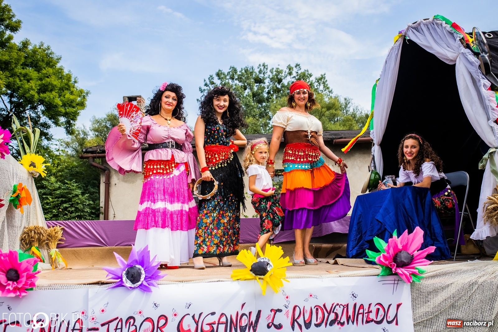 Zdjęcie w galerii na portalu naszraciborz.pl: Dożynki w Pietrowicach z lotu ptaka [WIDEO]  wiadomości z regionu