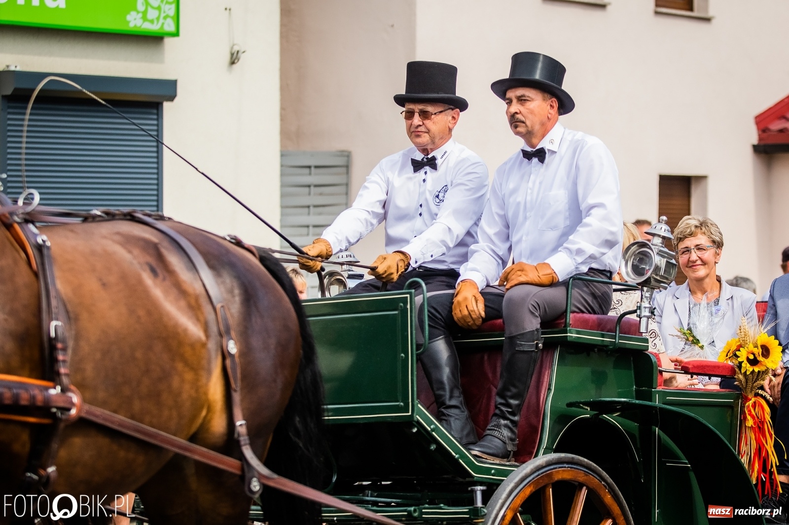 Zdjęcie w galerii na portalu naszraciborz.pl: Dożynki w Pietrowicach z lotu ptaka [WIDEO]  wiadomości z regionu
