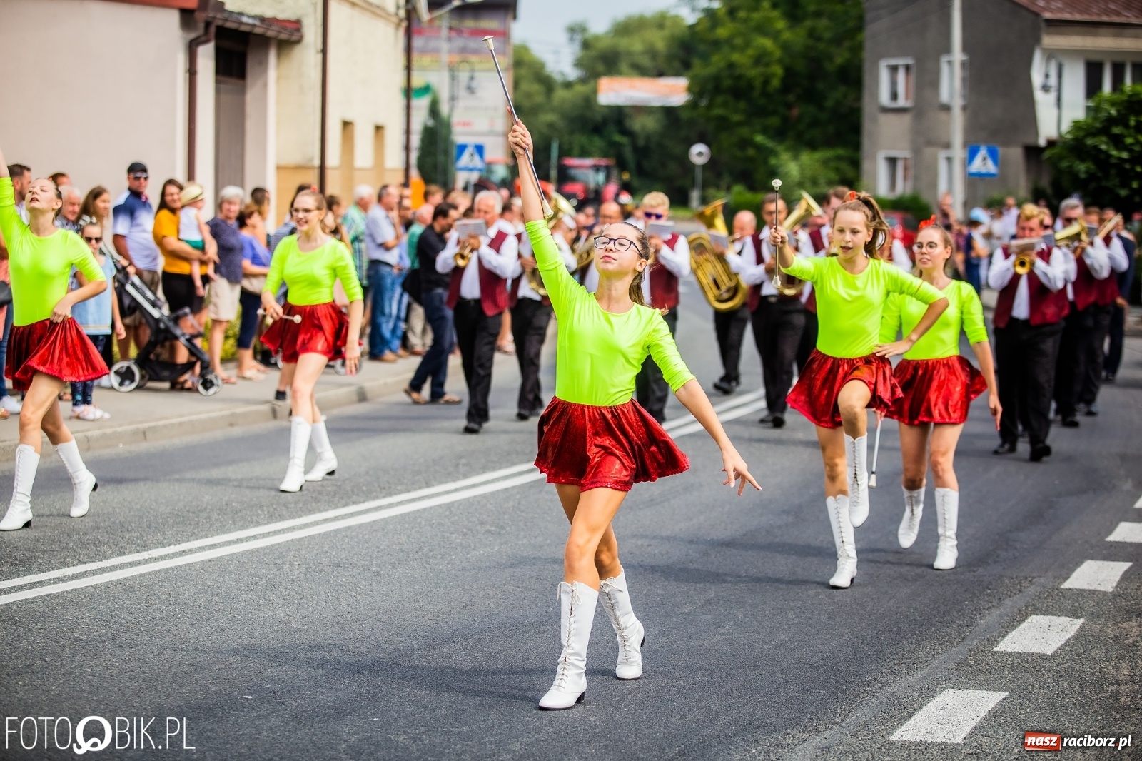 Zdjęcie w galerii na portalu naszraciborz.pl: Dożynki w Pietrowicach z lotu ptaka [WIDEO]  wiadomości z regionu