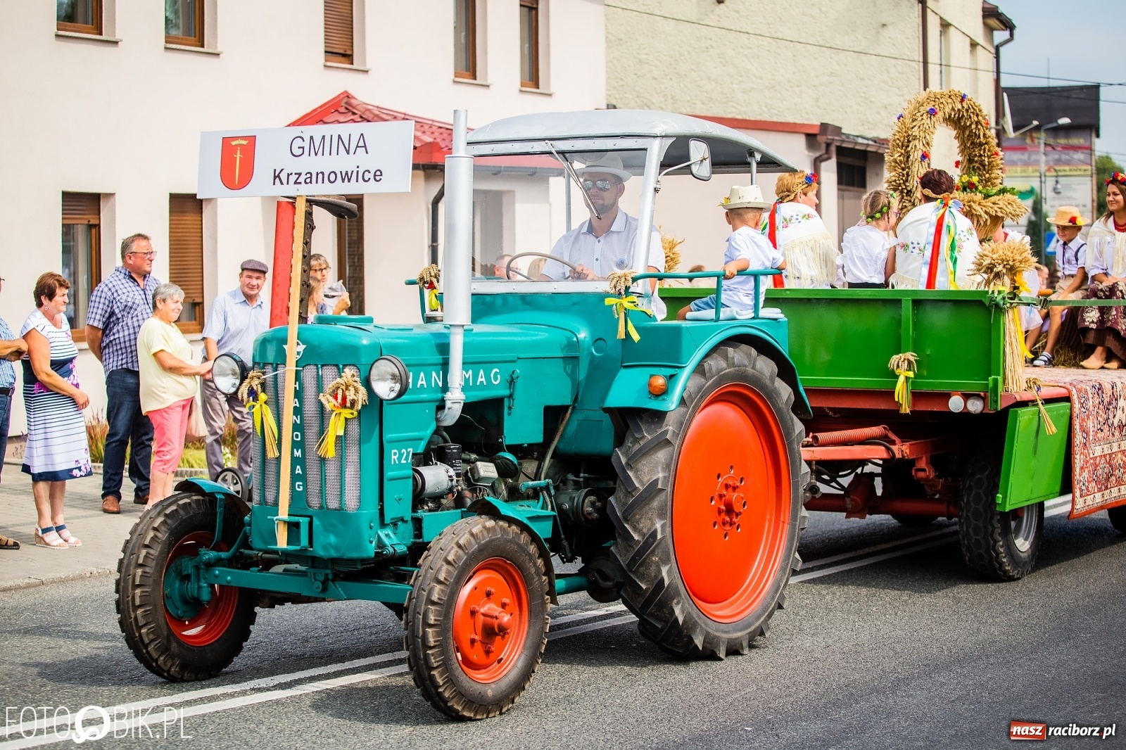 Zdjęcie w galerii na portalu naszraciborz.pl: Dożynki w Pietrowicach z lotu ptaka [WIDEO]  wiadomości z regionu