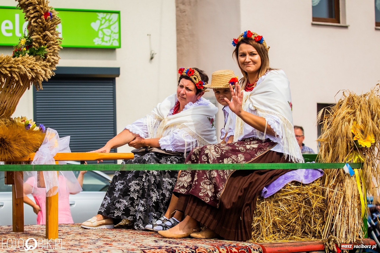 Zdjęcie w galerii na portalu naszraciborz.pl: Dożynki w Pietrowicach z lotu ptaka [WIDEO]  wiadomości z regionu