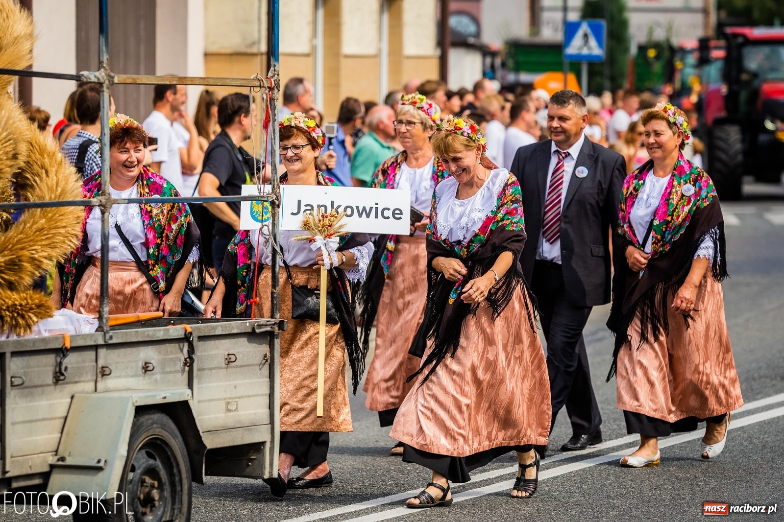 Zdjęcie w galerii na portalu naszraciborz.pl: Dożynki w Pietrowicach z lotu ptaka [WIDEO]  wiadomości z regionu